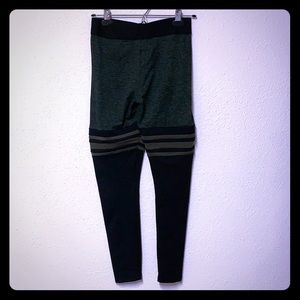 Bombshell sock leggings